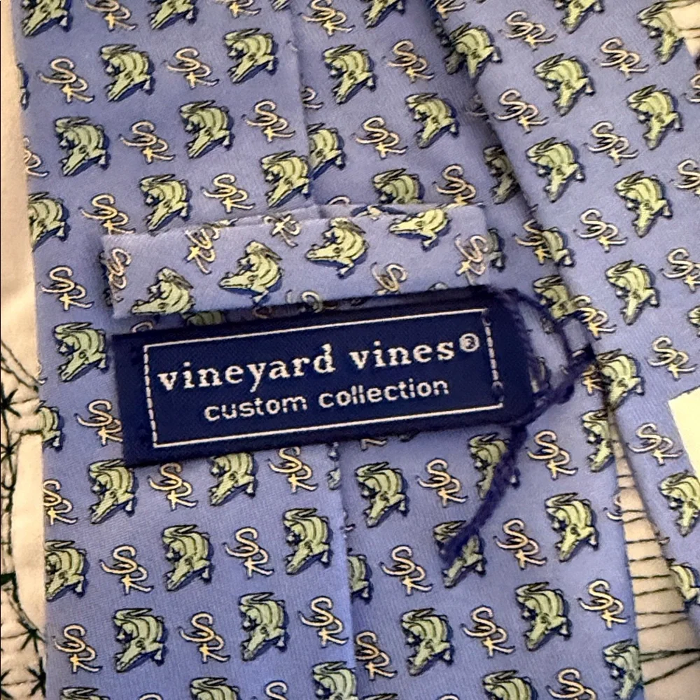 Vineyard Vines Custom Gator Tie With Gift Box-56”